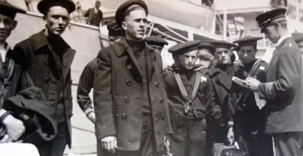 Photo Young sailors