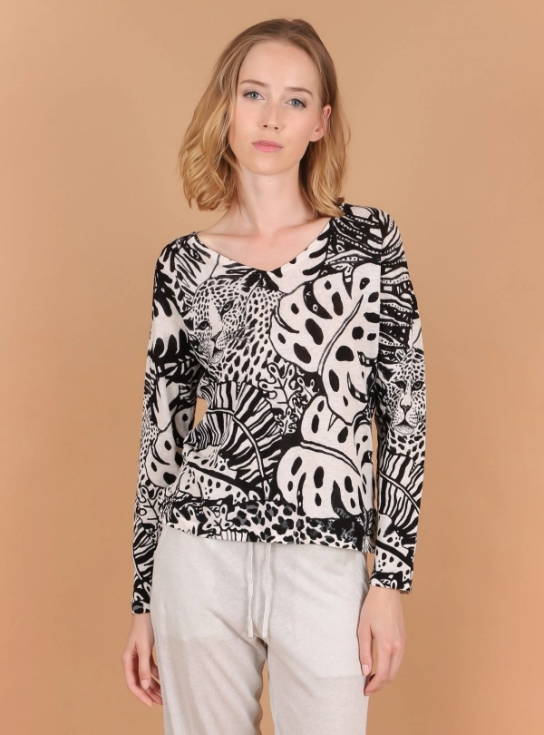 Sweaters for women - Leopard V-Neck - Estheme Cachemire